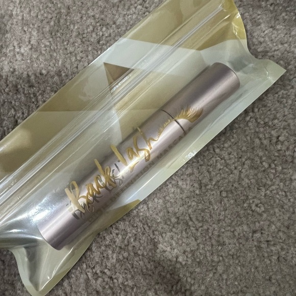 Belle Beauty Mascara- Black - Picture 3 of 4